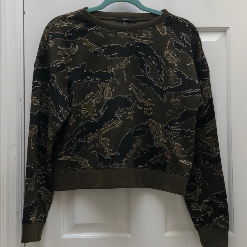 forever 21 camo crewneck hoodie